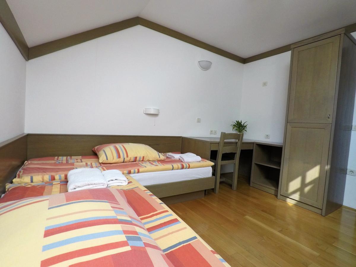 Karami Mountainhouse Bed & Breakfast Trzic Ngoại thất bức ảnh