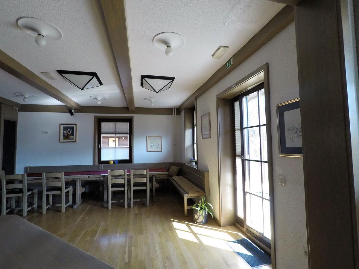 Karami Mountainhouse Bed & Breakfast Trzic Ngoại thất bức ảnh